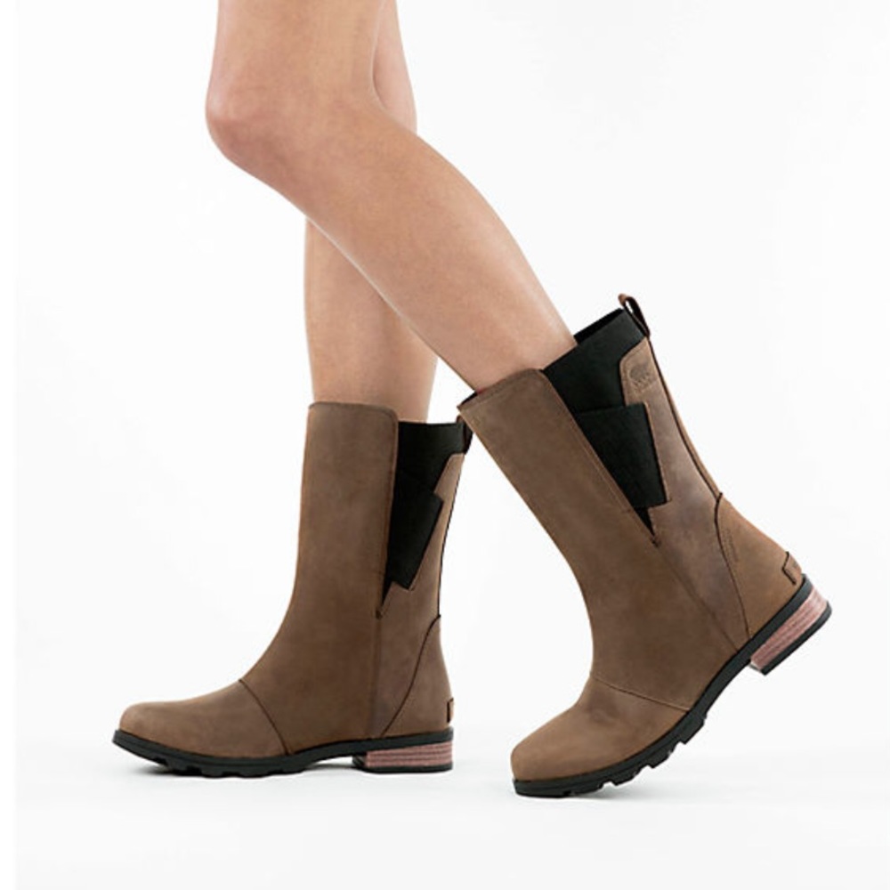 Sorel Women’s Emelie Mid Boot